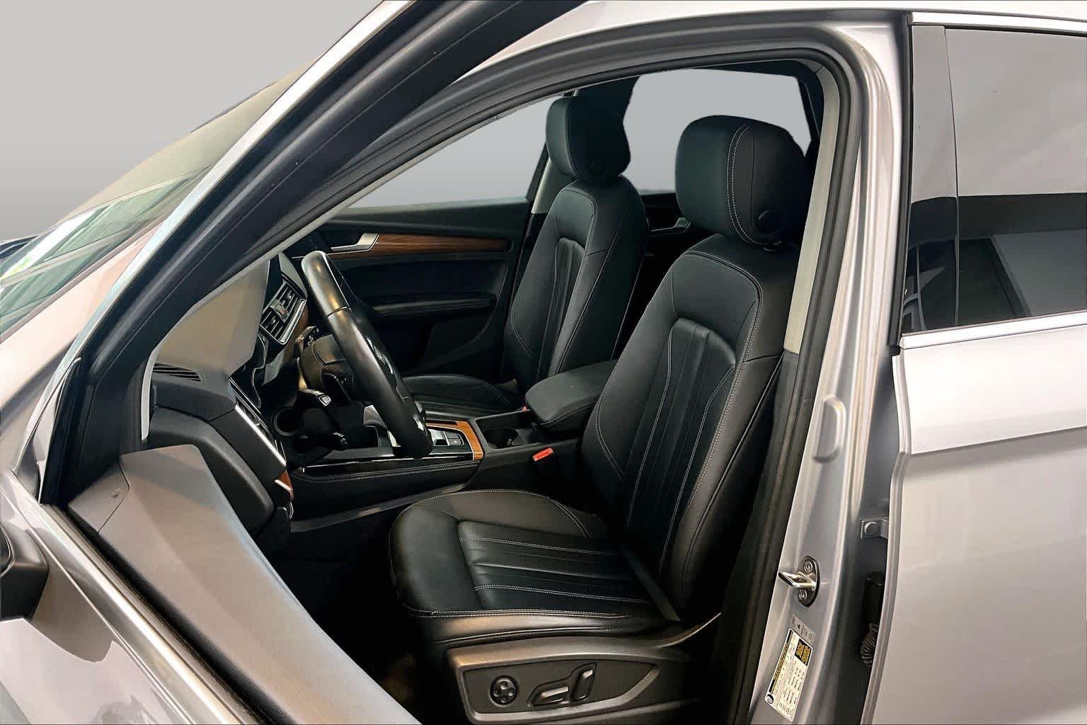 Used 2023 Florett Silver Metallic Audi S line Premium Plus image 8