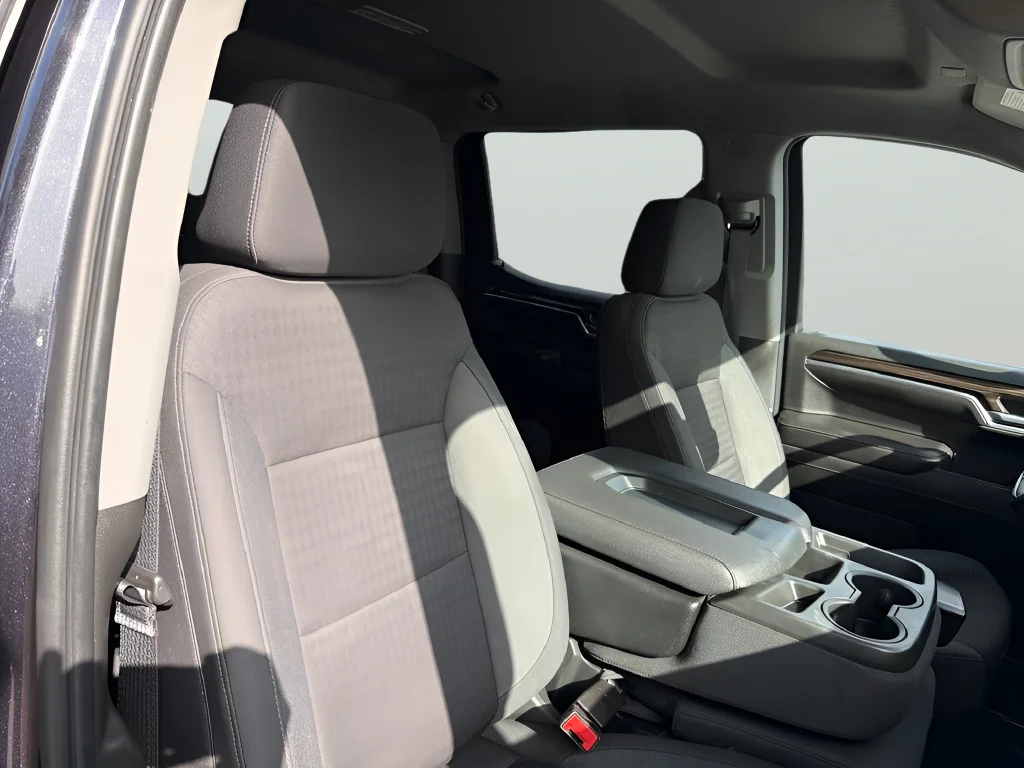 Used 2022 Gray Chevrolet LT image 38