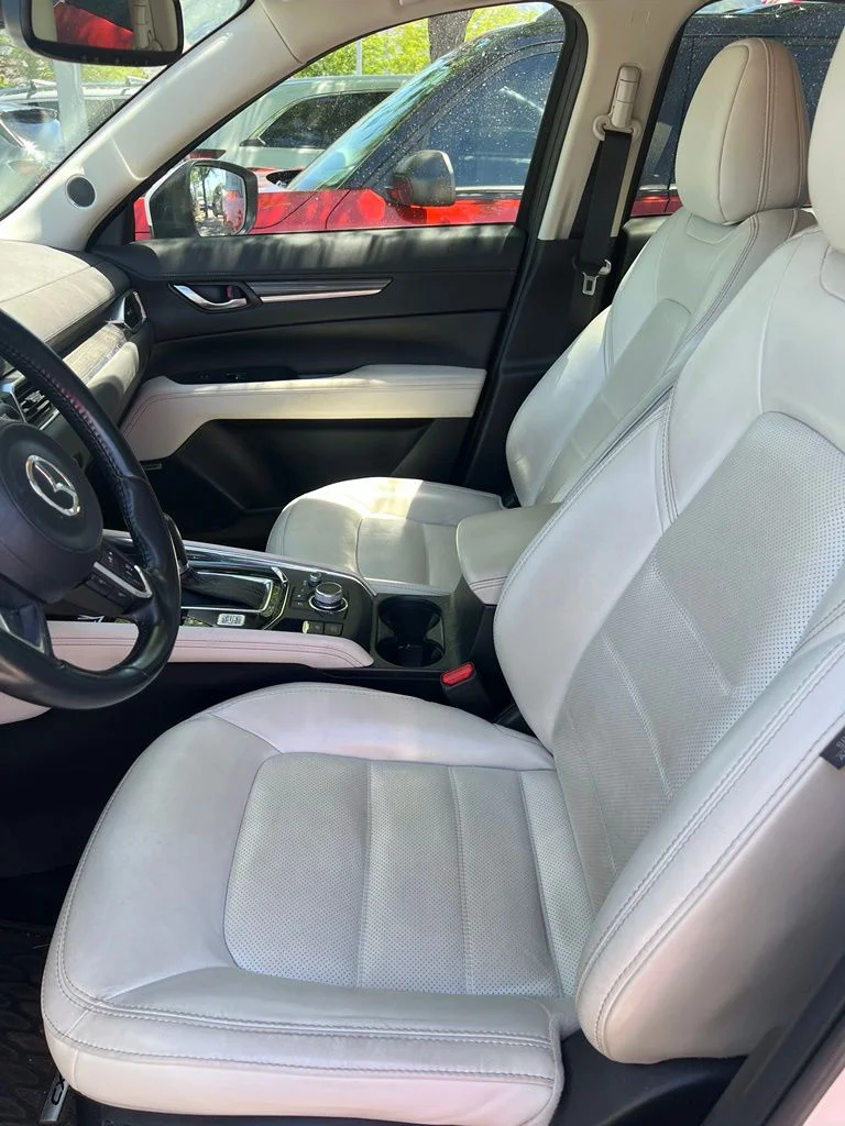 Used 2019 White Mazda Grand Touring Reserve image 22