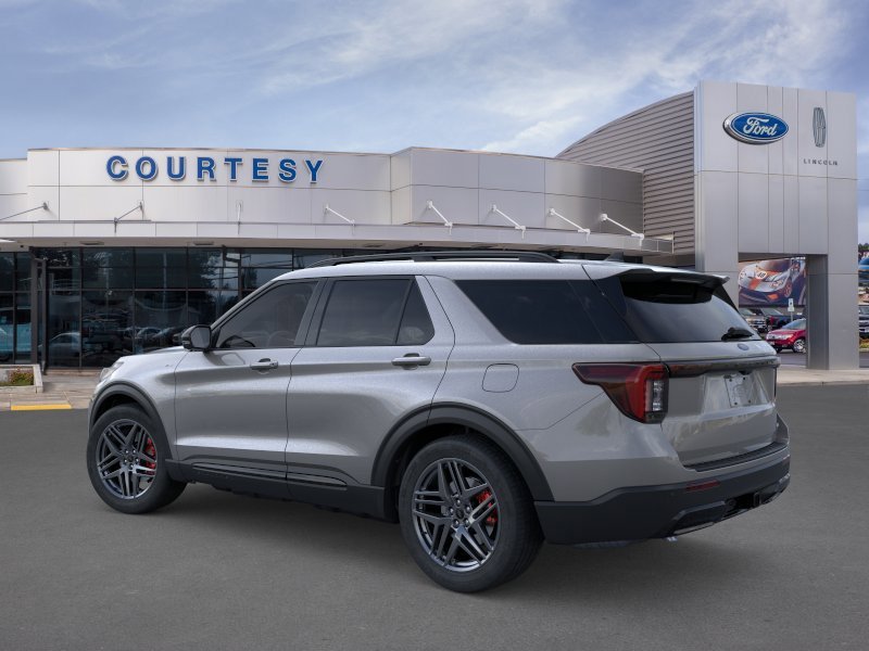 New 2026 Carbonized Gray Metallic Ford ST-Line image 4