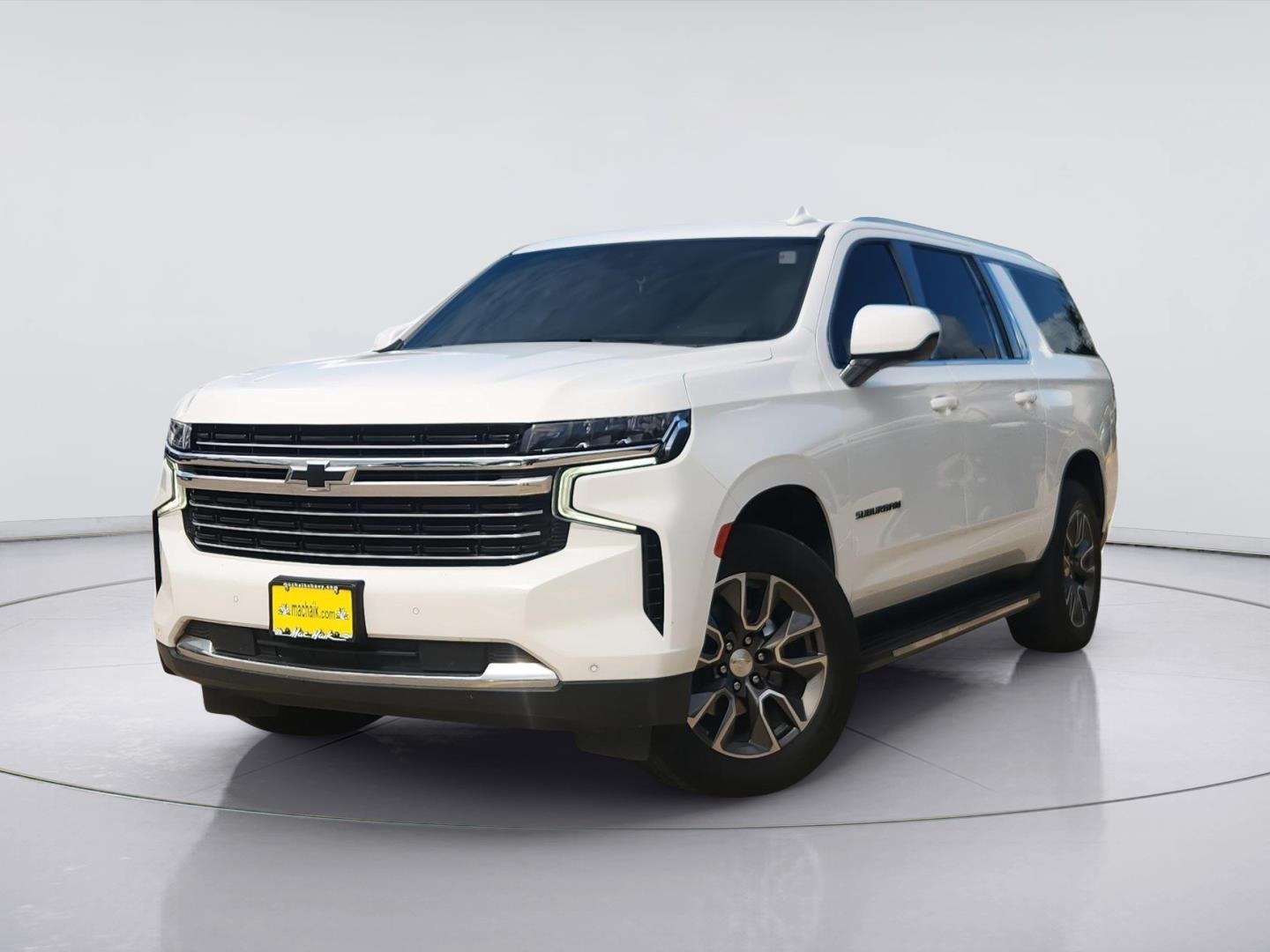 2023 Chevrolet Suburban LT - 0