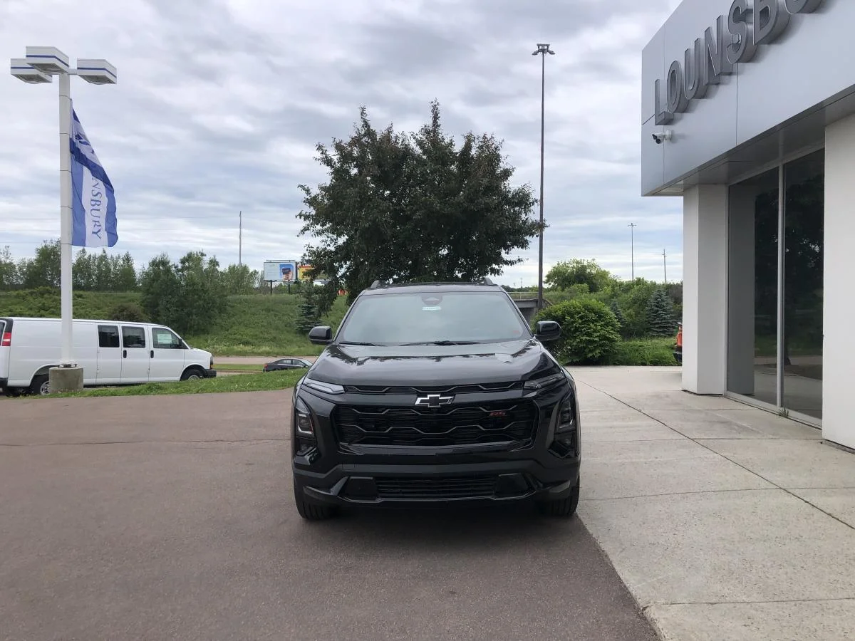 New 2026 Black Chevrolet Awd 4dr Rs image 3