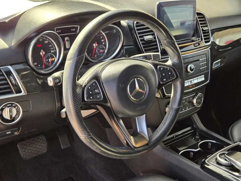 Used 2018 Black Mercedes-Benz GLE 350 image 16