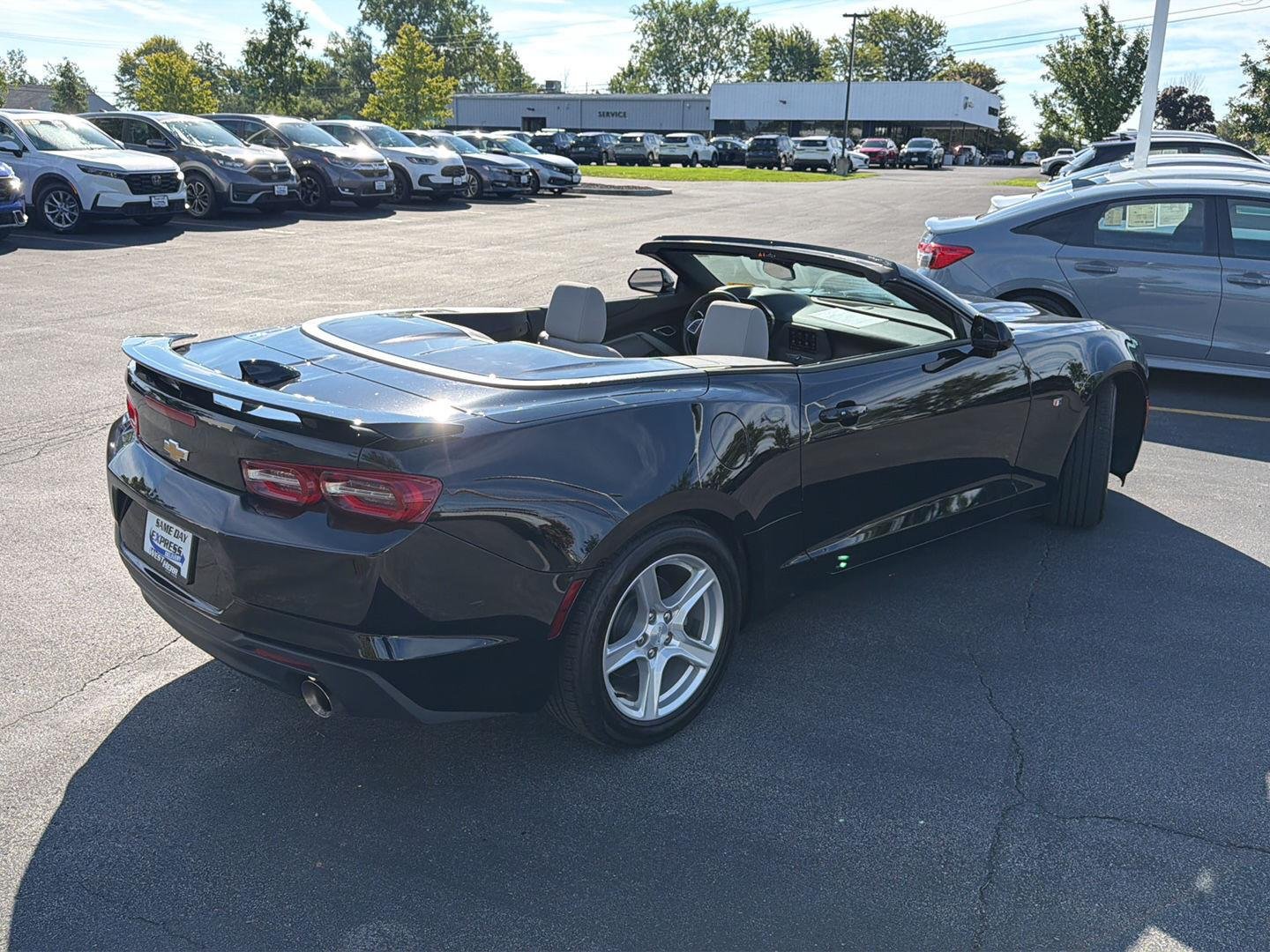 Used 2023 Black Chevrolet 1LT image 8