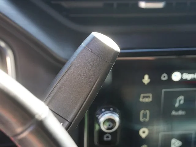Used 2025 Gray GMC AT4X image 33