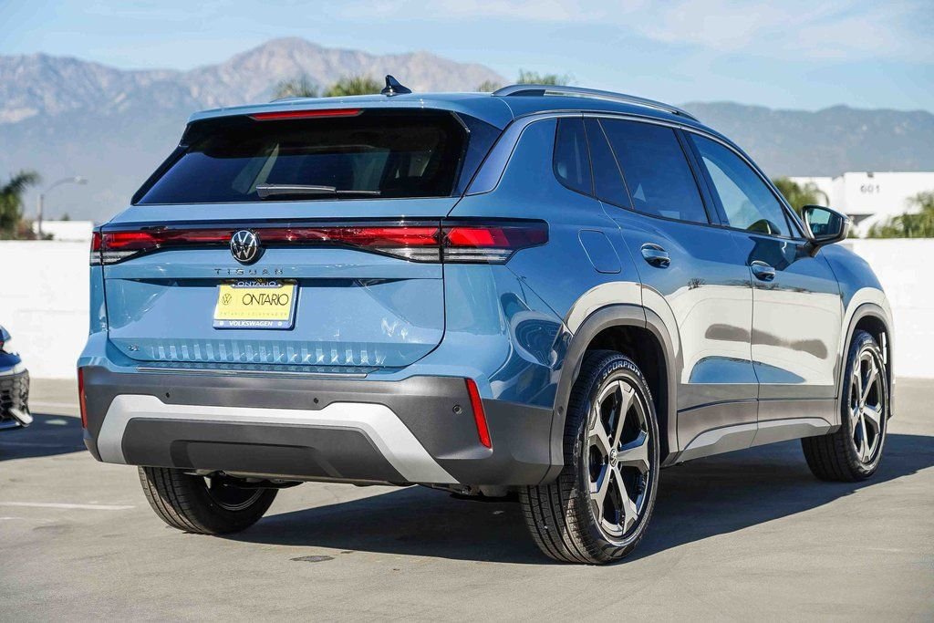 2026 Volkswagen Tiguan SE - Photo 8