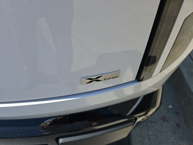 Used 2027 White Kia X-Line SX-Prestige image 11