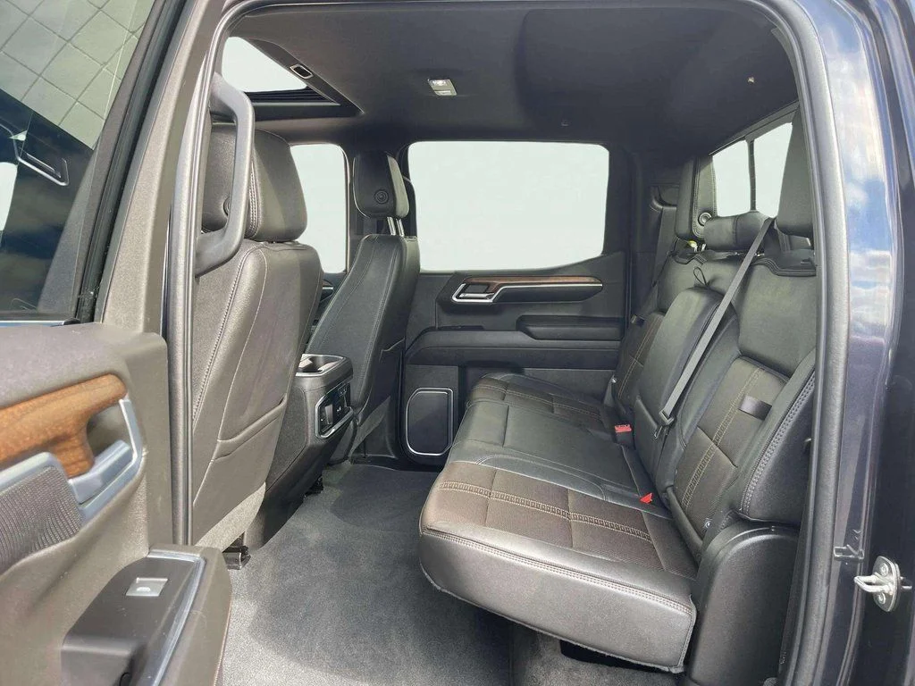 Used 2022 Dark Ash Metallic Chevrolet High Country image 23