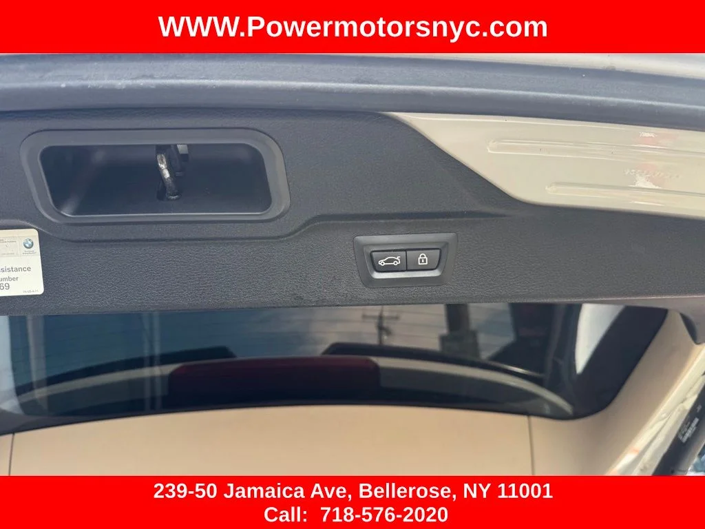 Used 2014 White BMW xDrive35i image 24