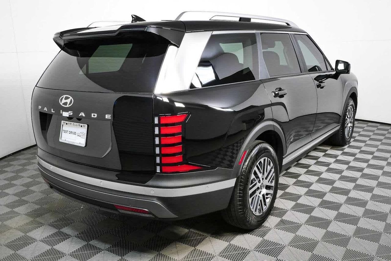 New 2026 Abyss Black Pearl Hyundai SEL Premium FWD image 41