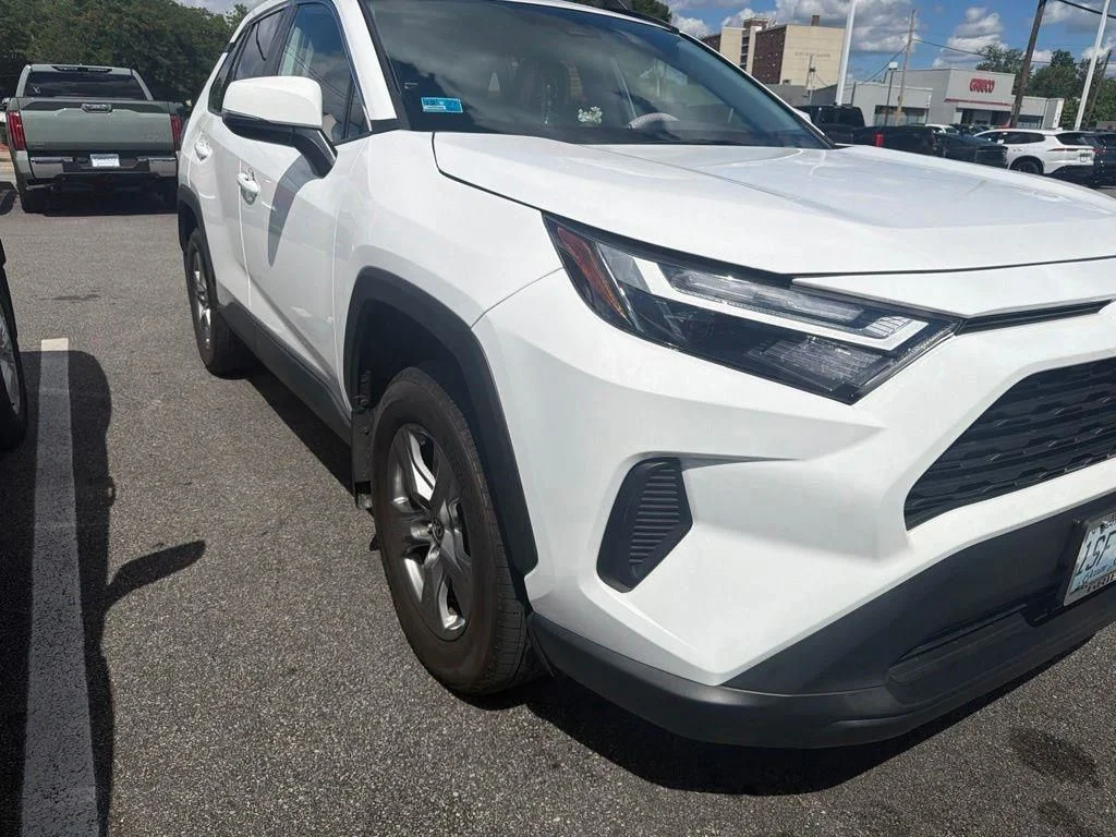 Used 2024 White Toyota XLE image 1