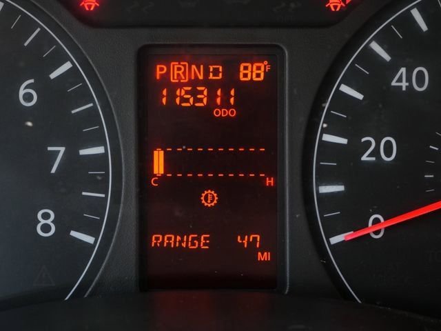 Used 2018 White Nissan SV image 27