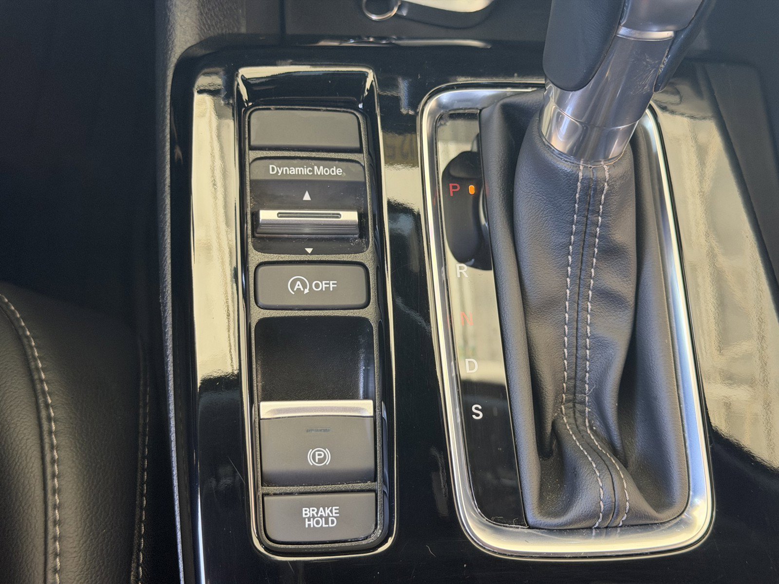 Used 2025 Lunar Silver Metallic Acura w/A-Spec Package image 13