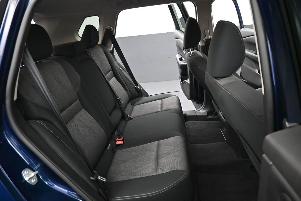 Used 2025 Blue Nissan SV image 31