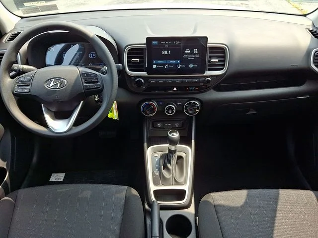 New 2026 White Hyundai SE image 10