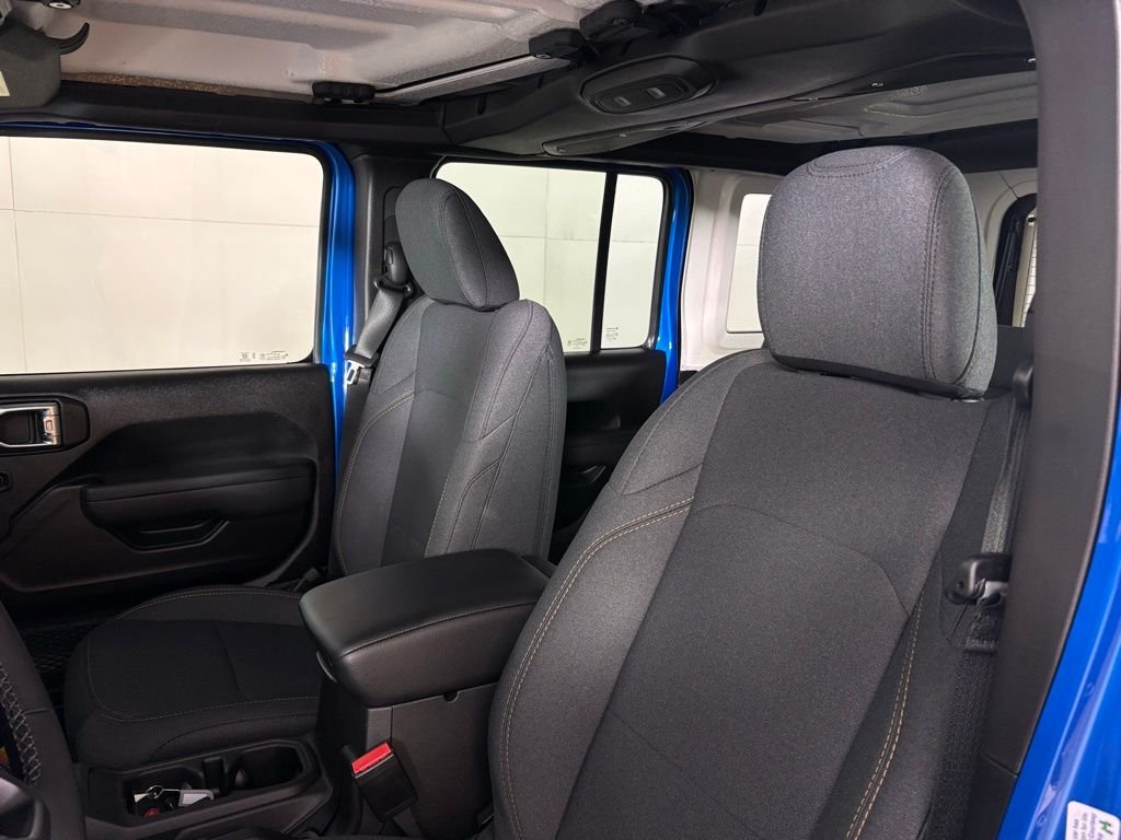 New 2026 Hydro Blue Pearl-Coat Exterior Paint Jeep Sport S image 16