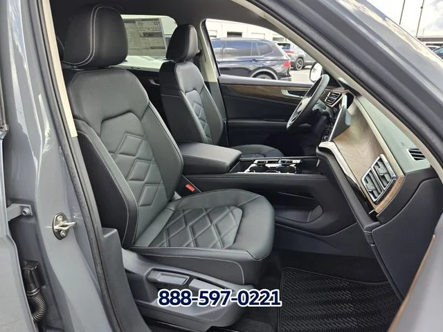 New 2026 Pure Gray Volkswagen 2.0T SE W/TECHNOLOGY image 13