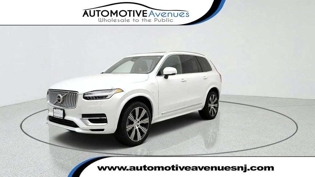 2025 Volvo XC90 Plug-In Hybrid