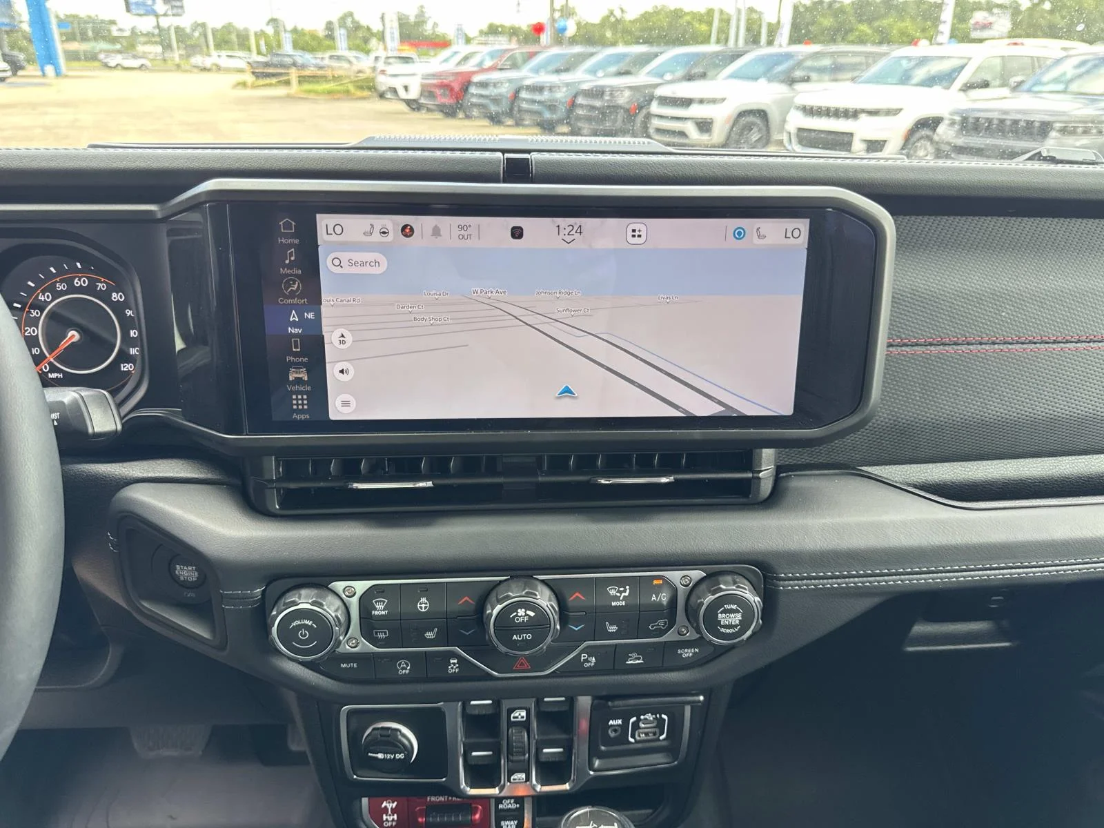 Used 2026 BLACK CLEARCOAT Jeep Rubicon X image 24