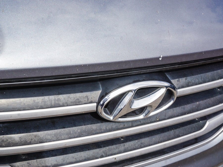 Used 2018 Gray Hyundai SEL image 11