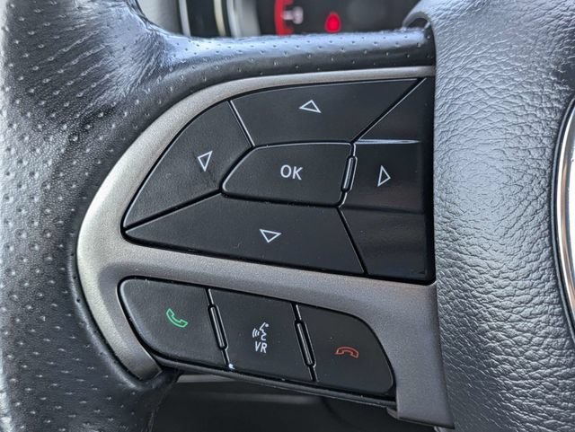 Used 2024 White Knuckle Clearcoat Dodge SXT image 27