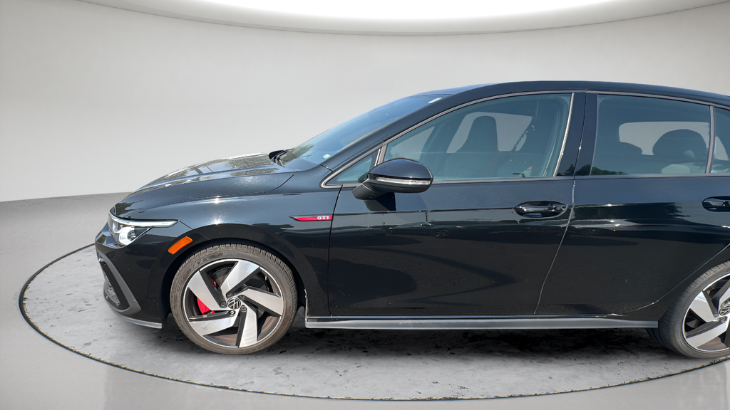 Used 2024  Volkswagen 2.0T S image 13