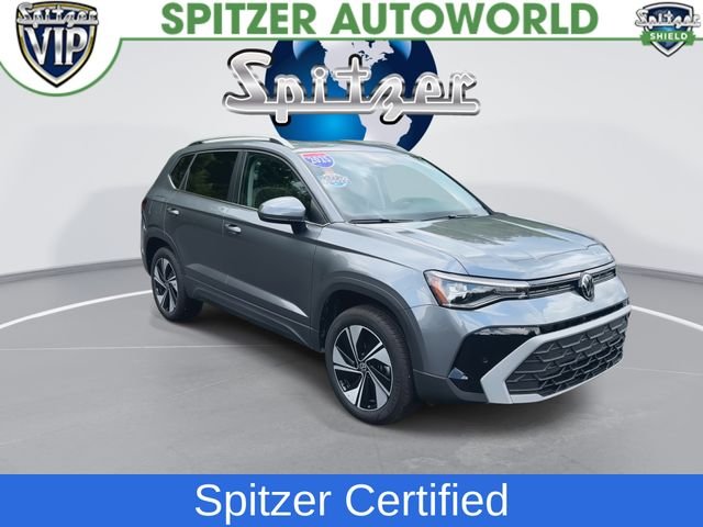 Used 2025 Gray Volkswagen 1.5T SE image 2
