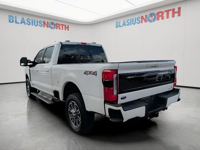 2025 Ford F-250 Super Duty Platinum - Photo 11