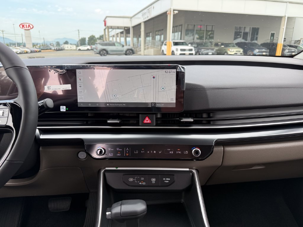 New 2027 Ceramic Silver Kia LX image 25
