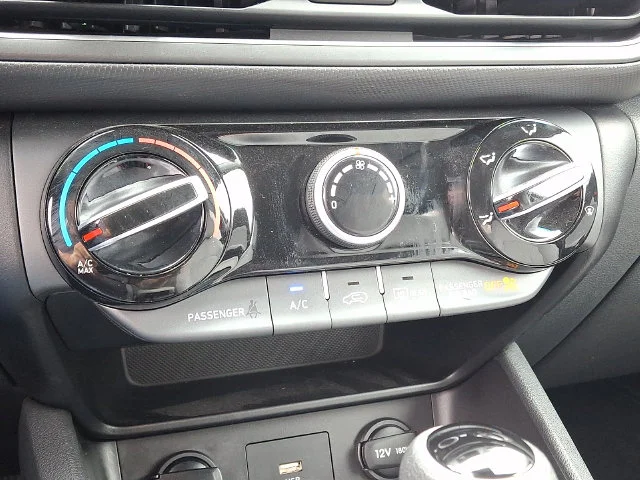 Certified Used 2023 White Hyundai SEL image 15