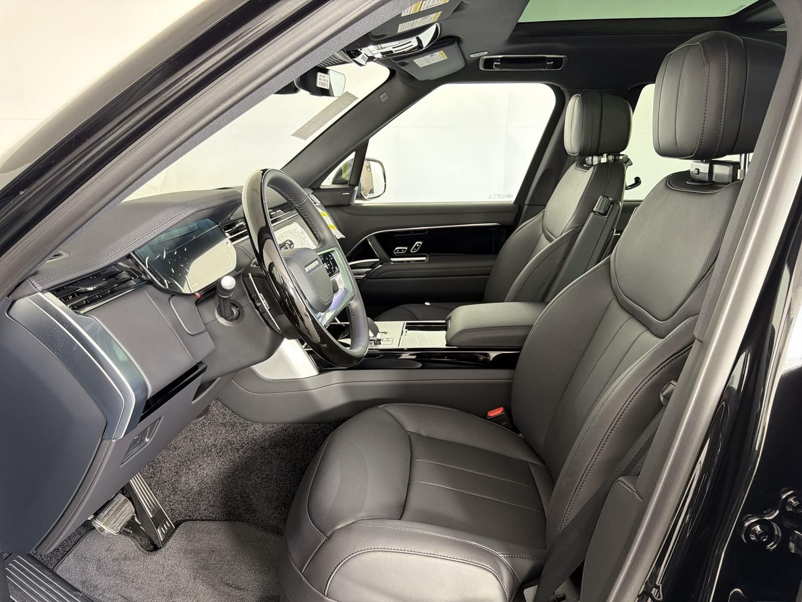 2026 Land Rover Range Rover SE - Photo 23