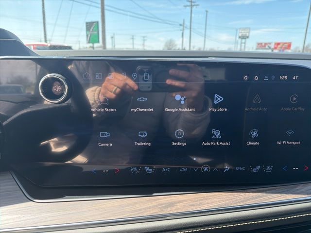 2026 Chevrolet Suburban Premier - Photo 26
