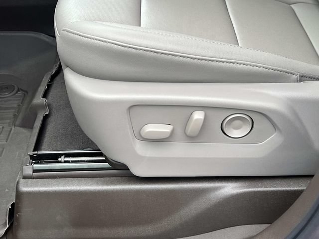 2026 GMC Sierra 1500 SLT - Photo 20