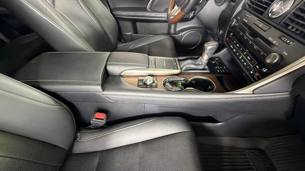 Used 2022 Black Lexus RX 350L image 39