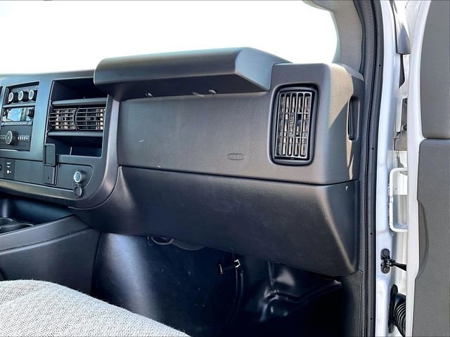 2026 Chevrolet Express Cargo Work Van - Photo 24