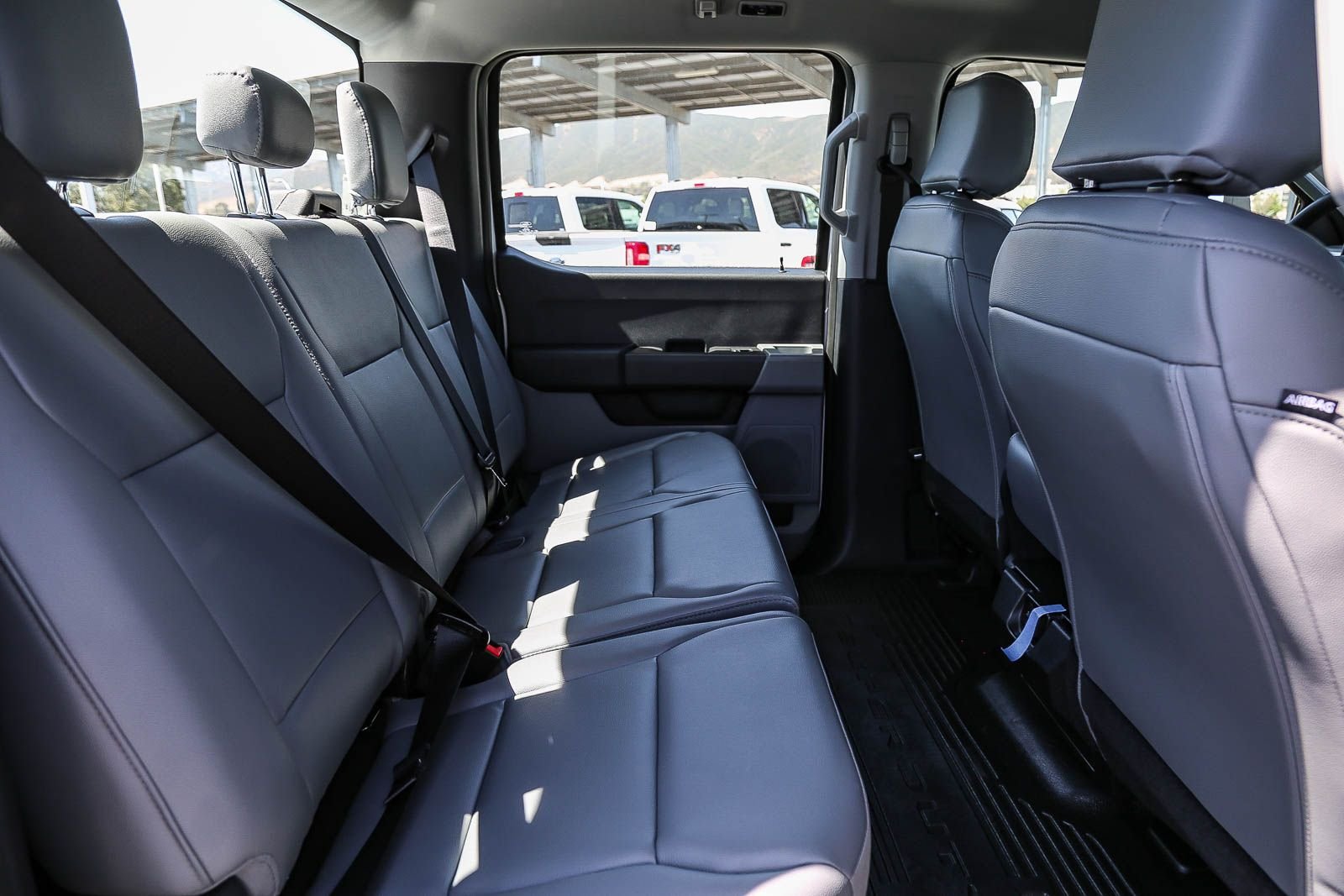 New 2026 Oxford White Ford F-250® XL image 18