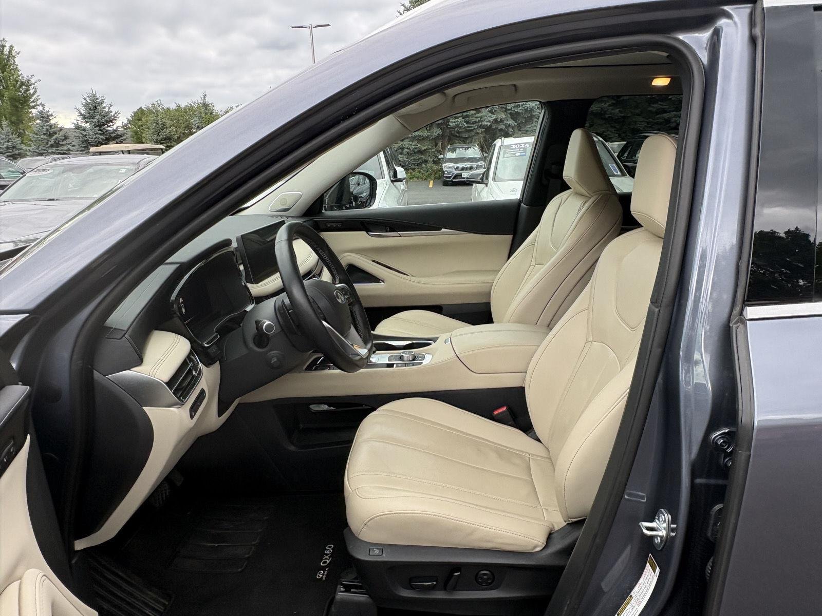 Used 2023 Moonbow Blue INFINITI SENSORY image 2