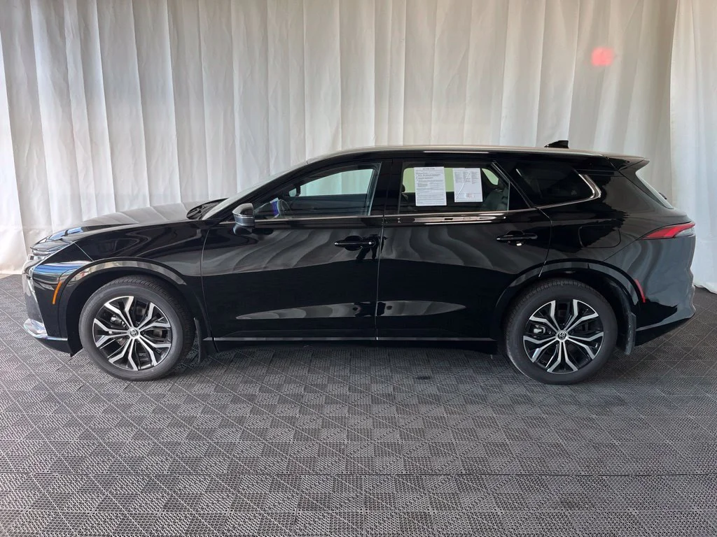 Used 2026 Black Toyota XLE image 28