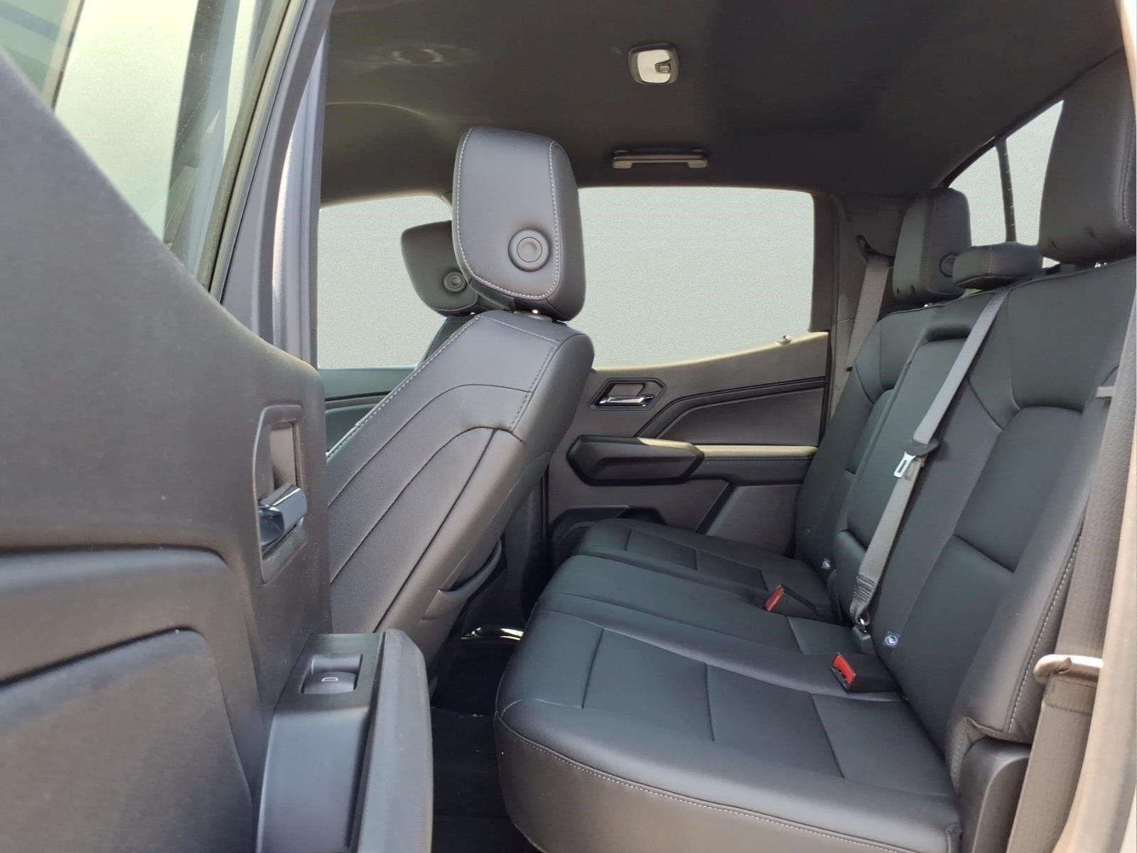 2026 Chevrolet Colorado LT - Photo 9