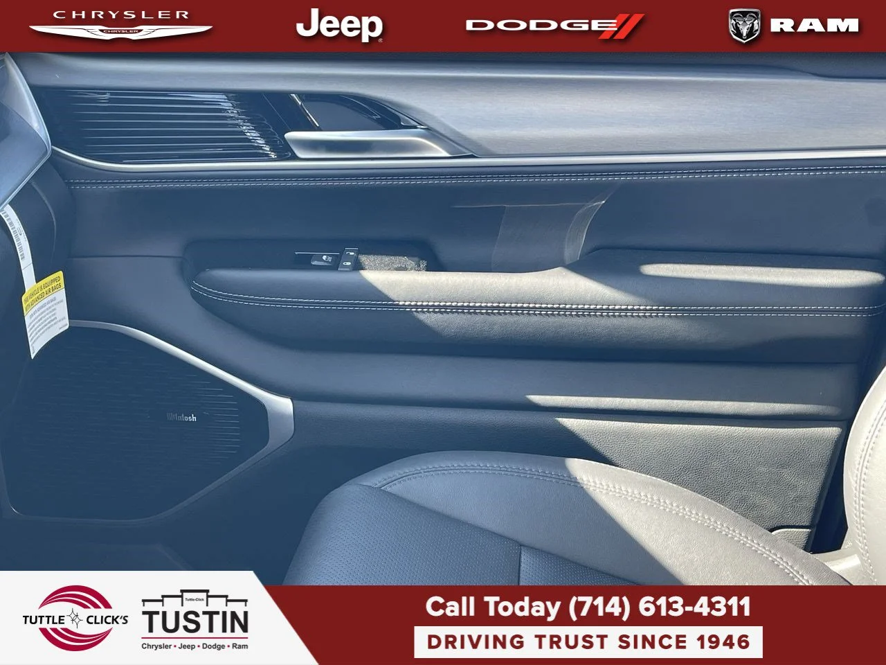 New 2026 Baltic-Gray Metallic Clear-Coat Exterior Paint Jeep Limited Reserve image 27