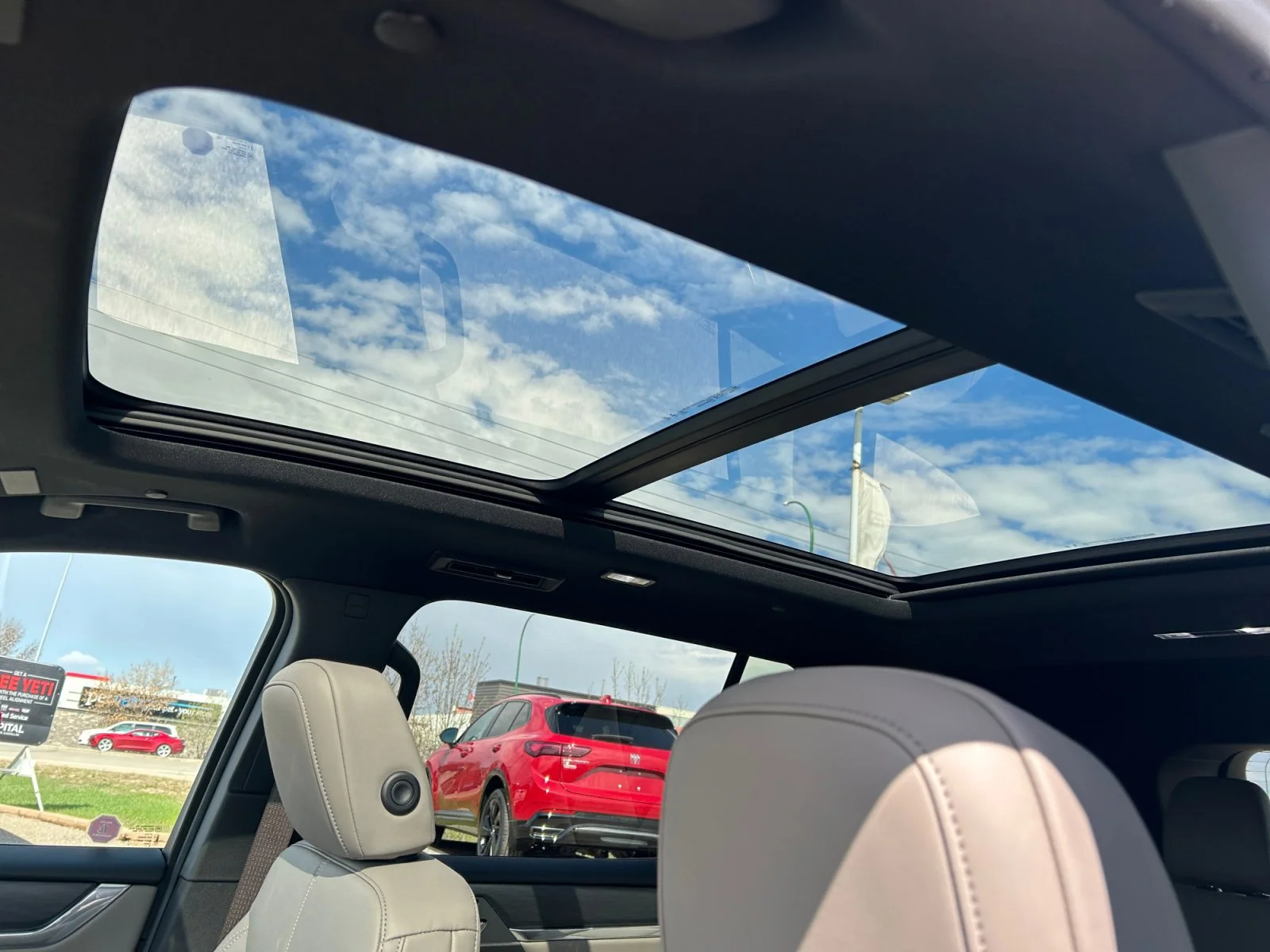New 2026 Summit White GMC Elevation AWD image 18