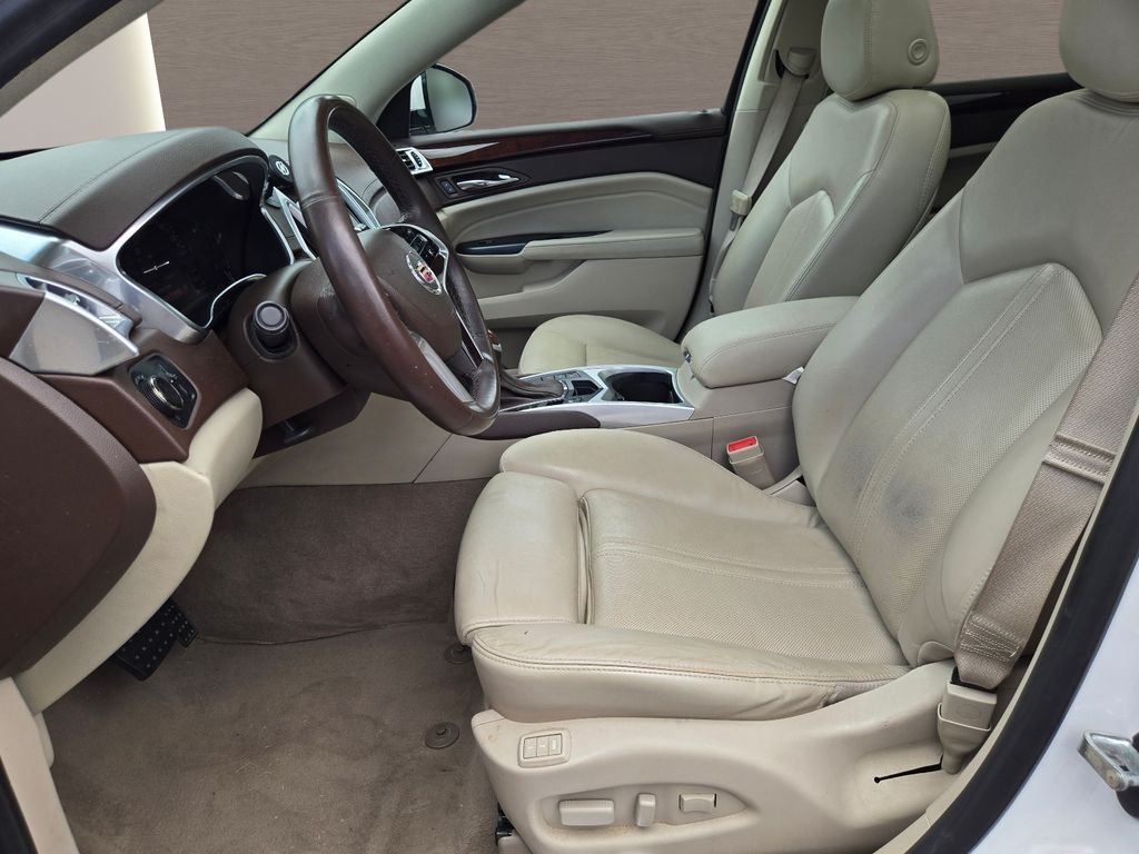 Used 2015 White Cadillac Luxury image 18