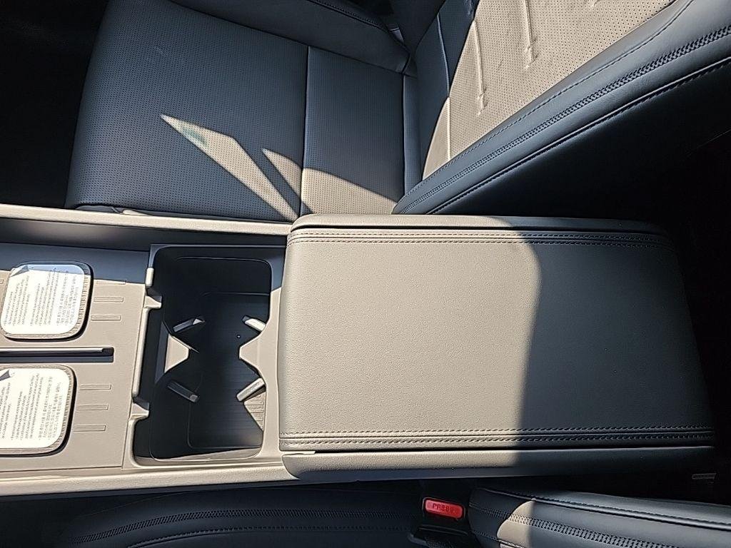 2026 Hyundai Santa Fe Calligraphy - Photo 24