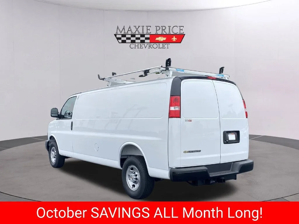 2026 Chevrolet Express Cargo Work Van - Photo 6