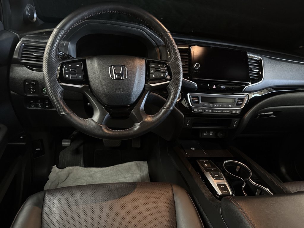 Used 2024 Red Honda Black Edition image 21