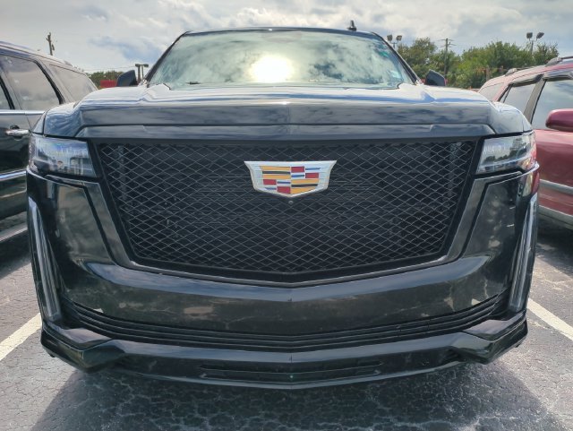 Used 2023 BLACK RAVEN Cadillac 4WD Sport image 2