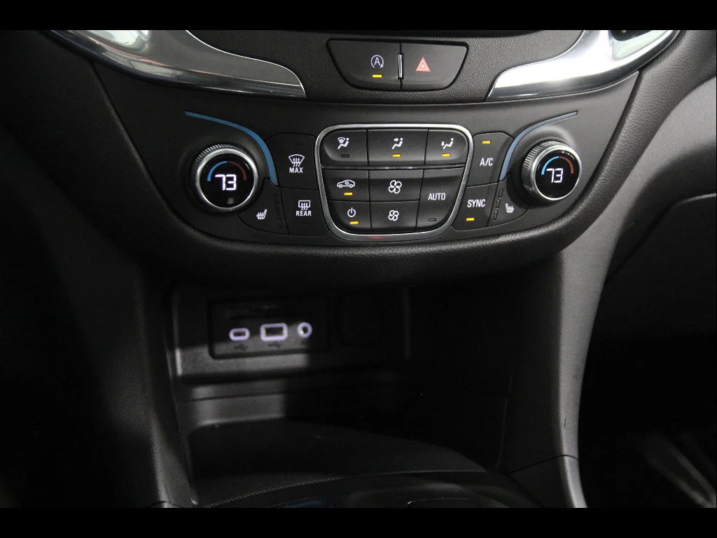 2024 Chevrolet Equinox LT - Photo 14