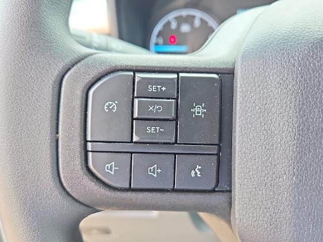 New 2025 Oxford White Ford F-350® XL image 47
