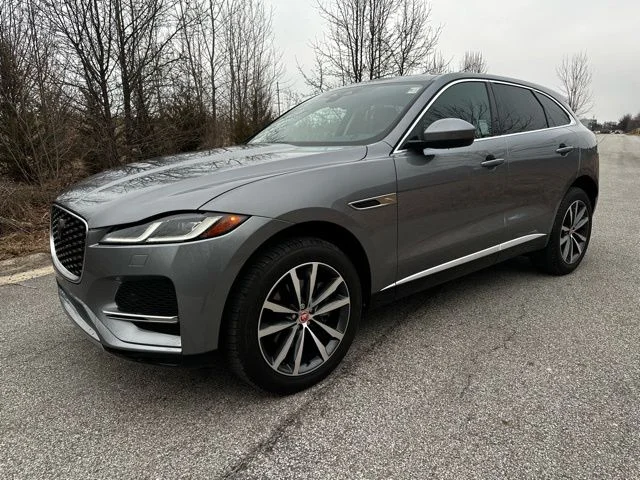 2023 Jaguar F-PACE P250's photo