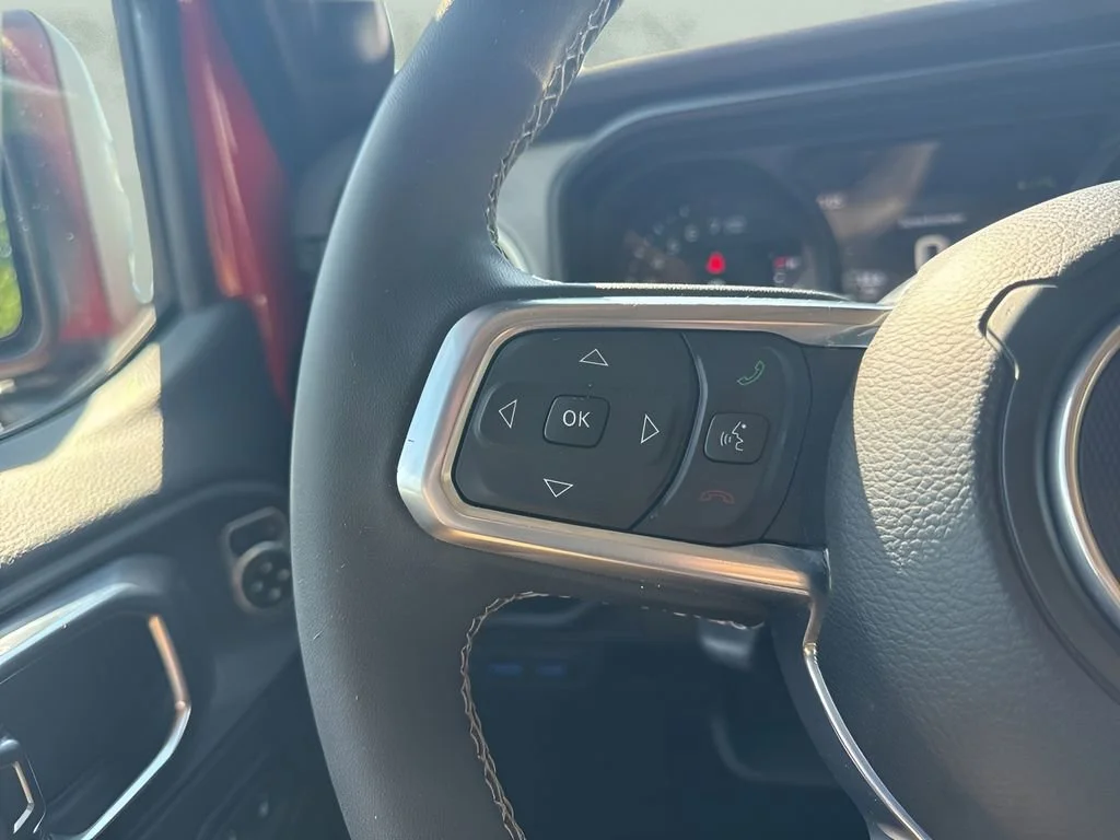 Used 2025 Red Jeep Sahara image 14